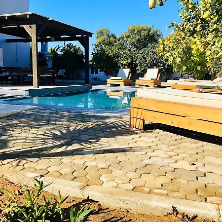 Villa Amor Pefki