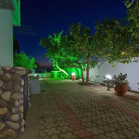 Villa Amor *