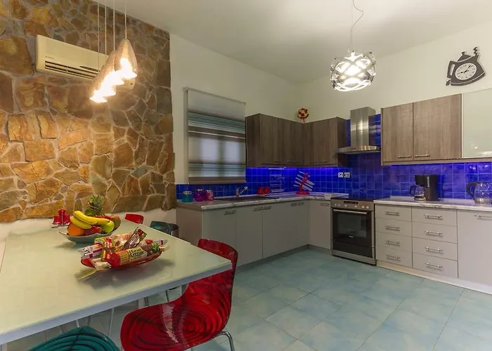 Villa Amor Πεύκος